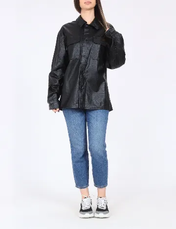 Jacheta River Island, negru