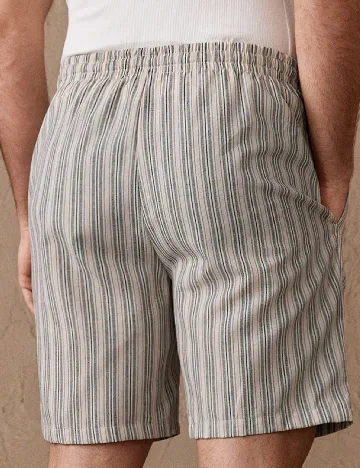 Pantaloni scurti SHEIN, mix culori