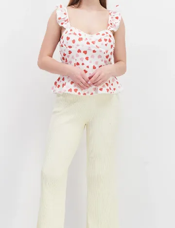 Maiou River Island, alb