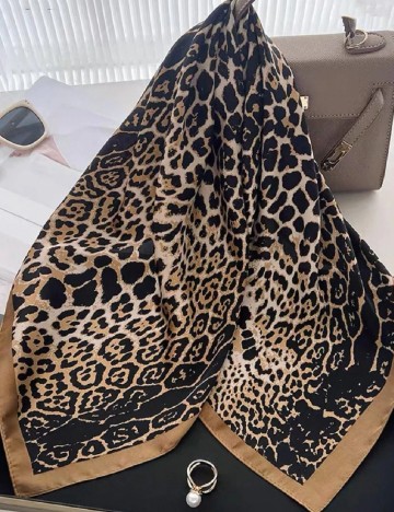 Esarfa SHEIN, animal print