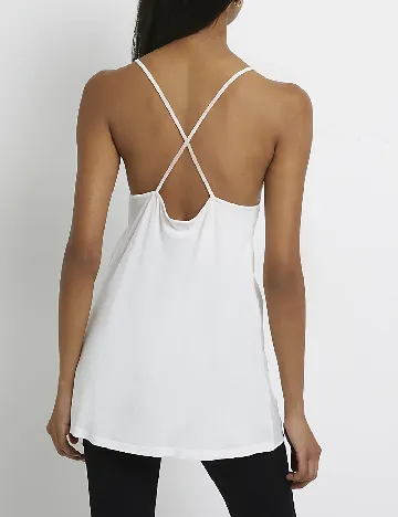 Maiou River Island, alb