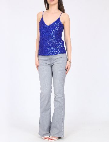 Maiou River Island, albastru