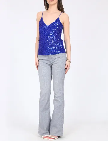 Maiou River Island, albastru