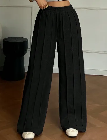 Pantaloni SHEIN, negru