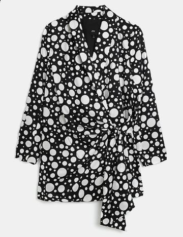 Sacou River Island, negru