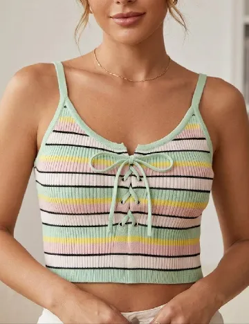 Top Bershka, mix culori