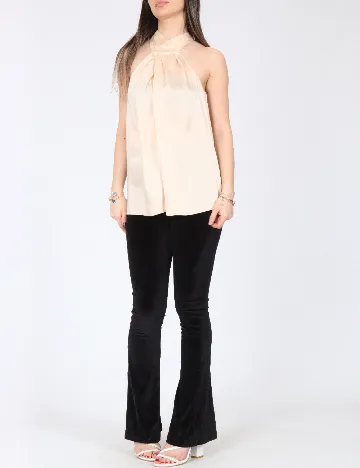 Maiou River Island, crem