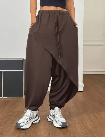 Pantaloni SHEIN, maro