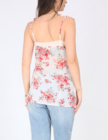 Maiou River Island, floral