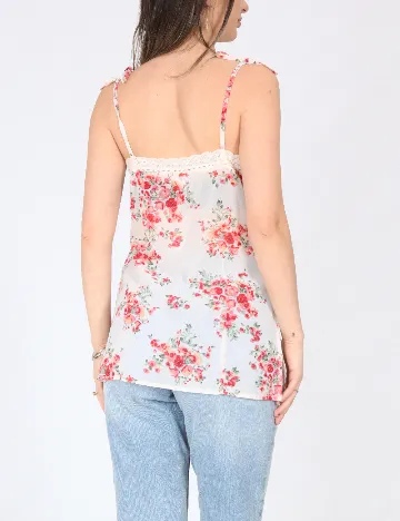 Maiou River Island, floral