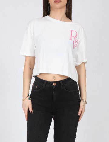 Top River Island, alb