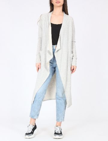 Cardigan River Island, gri