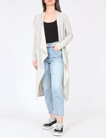 Cardigan River Island, gri