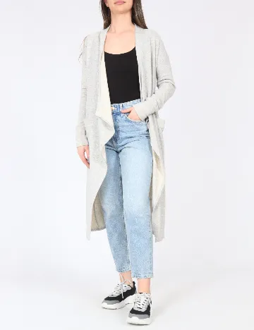 Cardigan River Island, gri