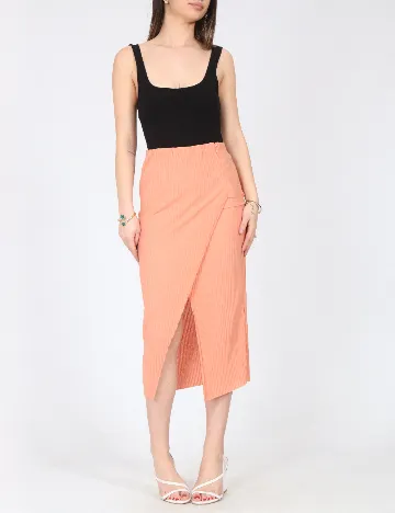 Fusta River Island, portocaliu