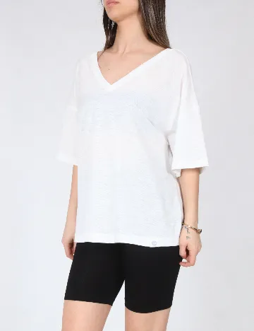 Tricou River Island, alb