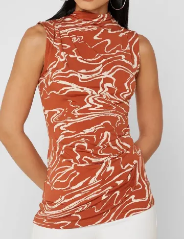 Maiou River Island, maro