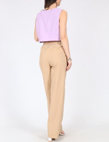 Vesta River Island, mov