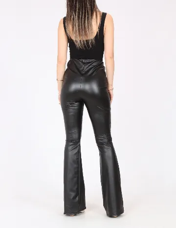 Pantaloni imitatie de piele River Island, negru