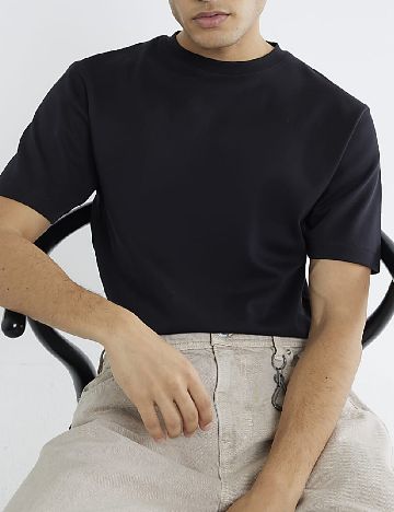 Tricou River Island, negru