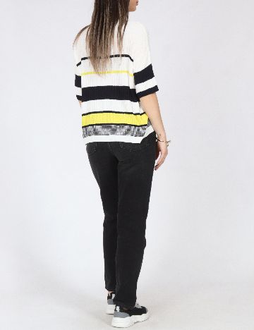 Tricou River Island, alb