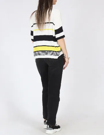 Tricou River Island, alb