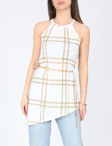 Maiou River Island, alb