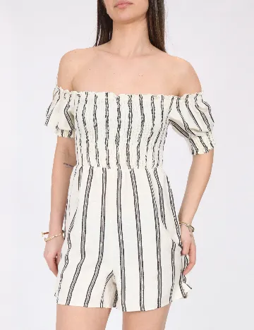 Salopeta River Island, alb