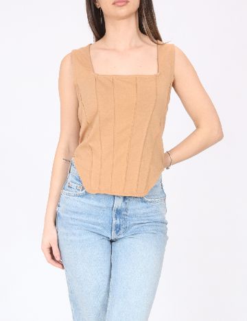 Top River Island, maro