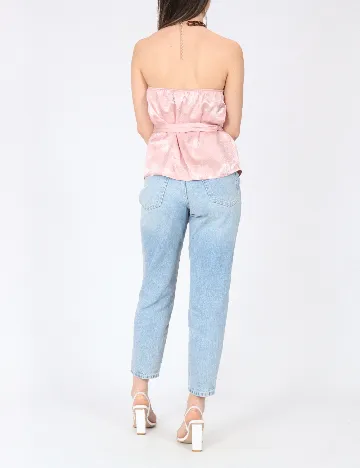 Maiou River Island, roz