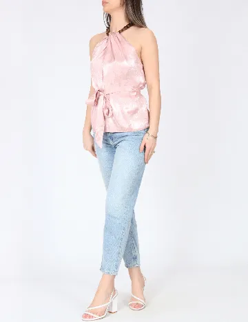 Maiou River Island, roz