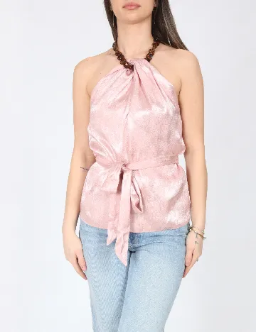 Maiou River Island, roz