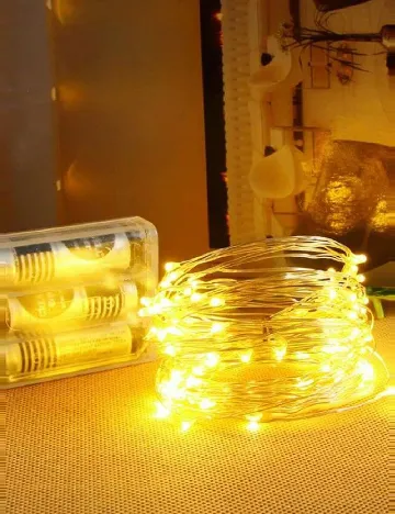 Ghirlanda luminoasa SHEIN, galben