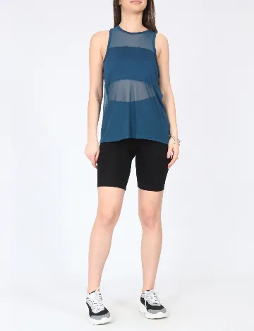 Maiou River Island, albastru