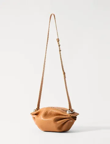 Geanta Bonastre, maro