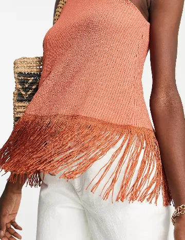 Maiou River Island, caramiziu