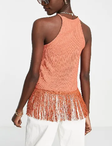 Maiou River Island, caramiziu