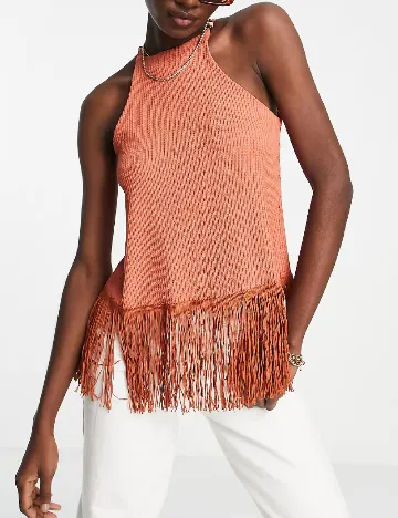 Maiou River Island, caramiziu