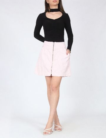 Fusta River Island, roz