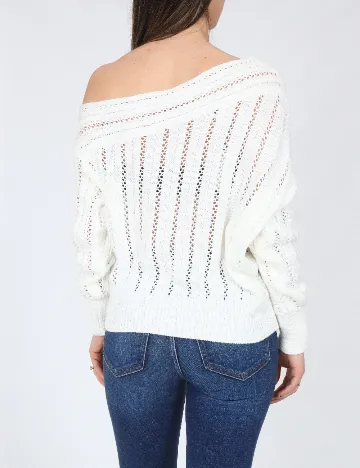 Pulover River Island, alb