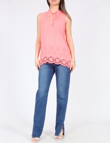 Maiou River Island, corai