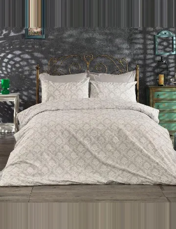 Set lenjerie SHEIN, bej