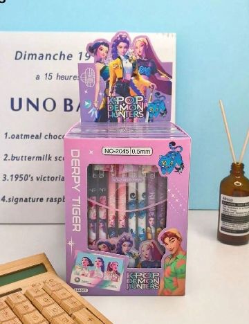 Set pixuri, 12 bucati SHEIN, mix culori