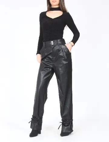 Pantaloni imitatie de piele River Island, negru