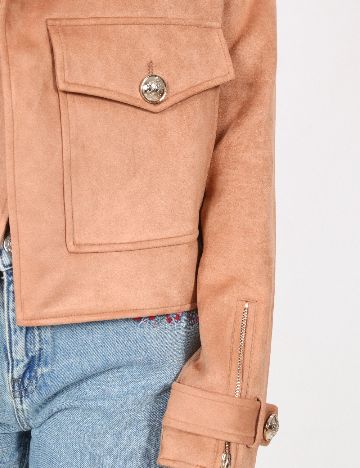 Jacheta River Island, maro