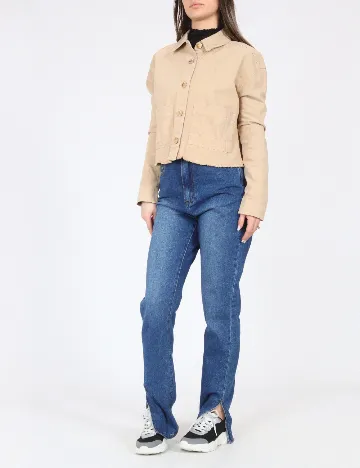 Jacheta River Island, maro