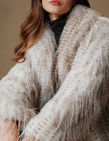 Palton Anewsta, mix culori