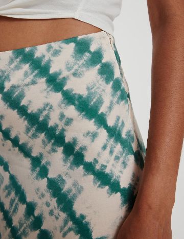 Fusta Edited, verde/crem