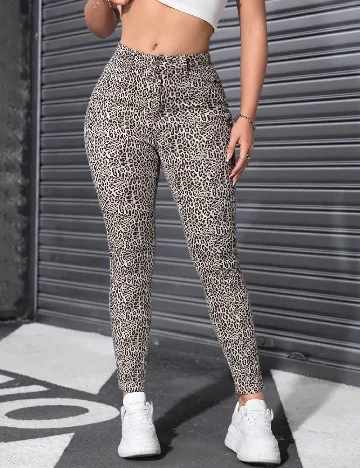 Pantaloni SHEIN, animal print