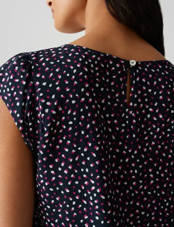 Maiou Opus, bleumarin